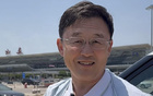 孙继海时隔多年首次在社交媒体发声，昔日足球小将夺冠引发热议，网友呼吁其向董路致歉并停止内部纷争，聚焦未来发展